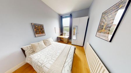 8 bedroom semi-detached house to rent - Photo 5