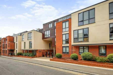 Martyr Road, Guildford, Surrey, GU1 - Photo 4