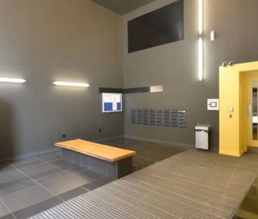 2 Bed Flat, Augustine House, SE13 - Photo 5