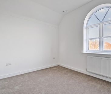 4 bedroom detached house to rent - Photo 5