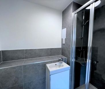 2 bedroom flat to rent - Photo 6