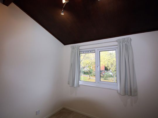 Admiral Road, Birchwood, Warrington - Photo 1