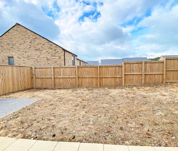 8 Swinsty Close, Harrogate, HG3 2FL - Photo 3