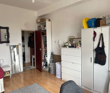 Studio Flat, Moss Lane East, M14 - Photo 5