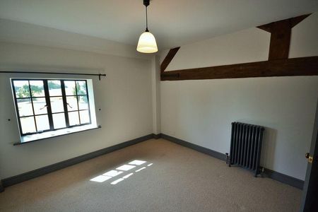 2 bedroom terraced house to rent - Photo 4