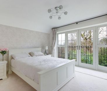 4 bedroom detached house to rent - Photo 3