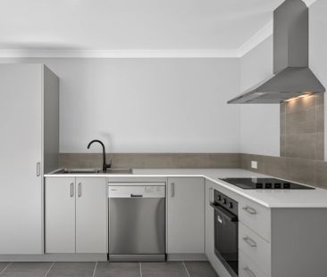 HOME OPEN SAT 4TH APRIL @ 2.10PM - Photo 5