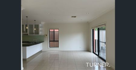 Family home in sought after location - Photo 5