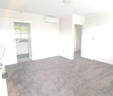 ONE TREE HILL Moana Avenue 2 bedroom unit - Photo 1