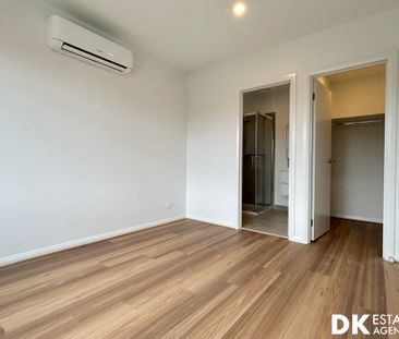 Brand New 4 Bedroom Townhouse - Photo 1