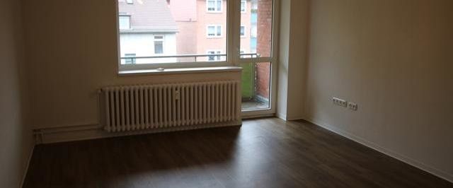 Rundum wohlfühlen: gemütliche 3-Zimmer-Wohnung mit Balkon <br> - Foto 1