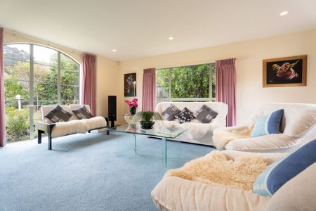 6 Gresford Place, Churton Park - Photo 2