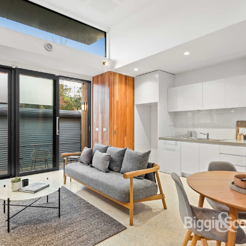 32 Rowena Parade, Richmond VIC 3121 - House For Rent | Domain - Photo 1