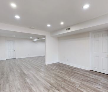 For Lease - 1 Ardmore Crescent, Richmond Hill, Ontario - Photo 6