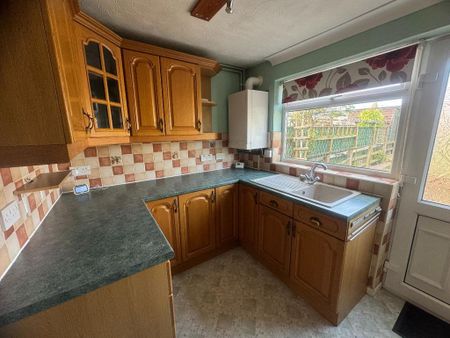 2 bedroom terraced house to rent - Photo 5