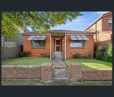 Spacious Family Home – Newly Updated & Ready to Move In - Photo 6