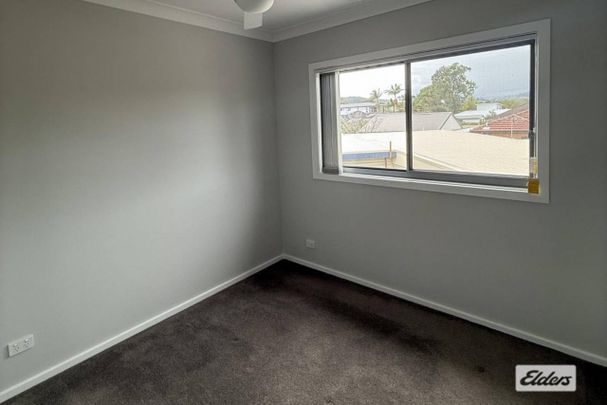 Spacious Townhouse in a Convenient Albion Park Location - Photo 1