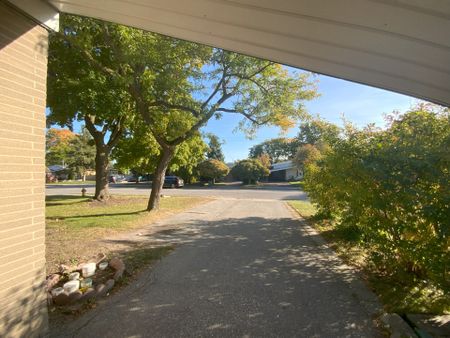 For Lease - 70 Holford Crescent, Toronto, Ontario - Photo 4