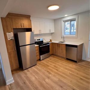 APPARTEMENT 4 1/2 VIEUX LONGUEUIL À LOUER - Photo 2