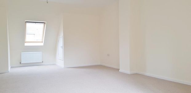 3 bedroom end of terrace house to rent - Photo 1