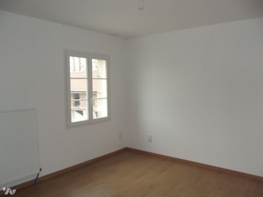 A LADRANCOURT - Photo 1