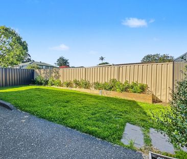 Perfect position and presenation - available now - Photo 5