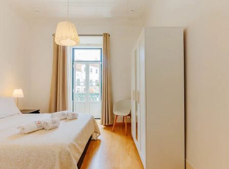 Rua Marquês de Ponte de Lima, Lisbon, Lisbon 1100-584 - Photo 3