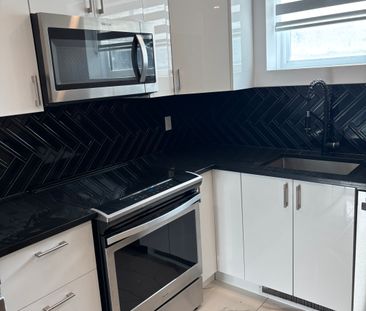 Renovated and Semi-Furnished Studio, available now - Photo 2