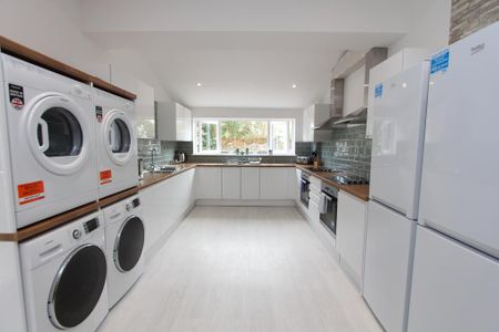 7 bedroom terraced house to rent - Photo 4