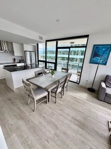 Stunning Condo at Brooklyn on Bernard! - Photo 4