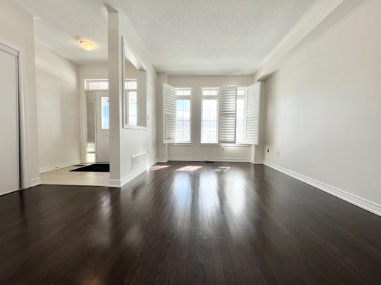 For Lease - 936 Castlemore Avenue, Markham, Ontario - Photo 1