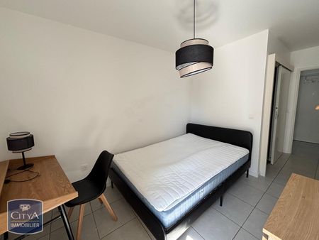 Location Appartement 4 pièces 85m² BORDEAUX 33300 - Photo 3