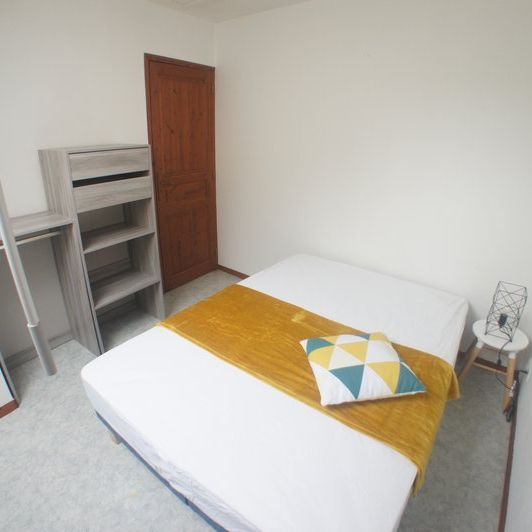 A LOUER ANGERS PLACE BICHON APPARTEMENT TYPE 2 - A ... - Photo 1