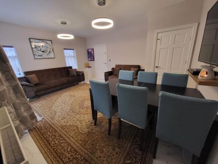 1 bedroom semi-detached house to rent - Photo 2