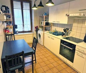 80m2 apartment in Carouge - Photo 2