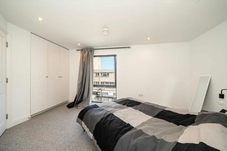 Acton Lane, Chiswick, W4 - Photo 3