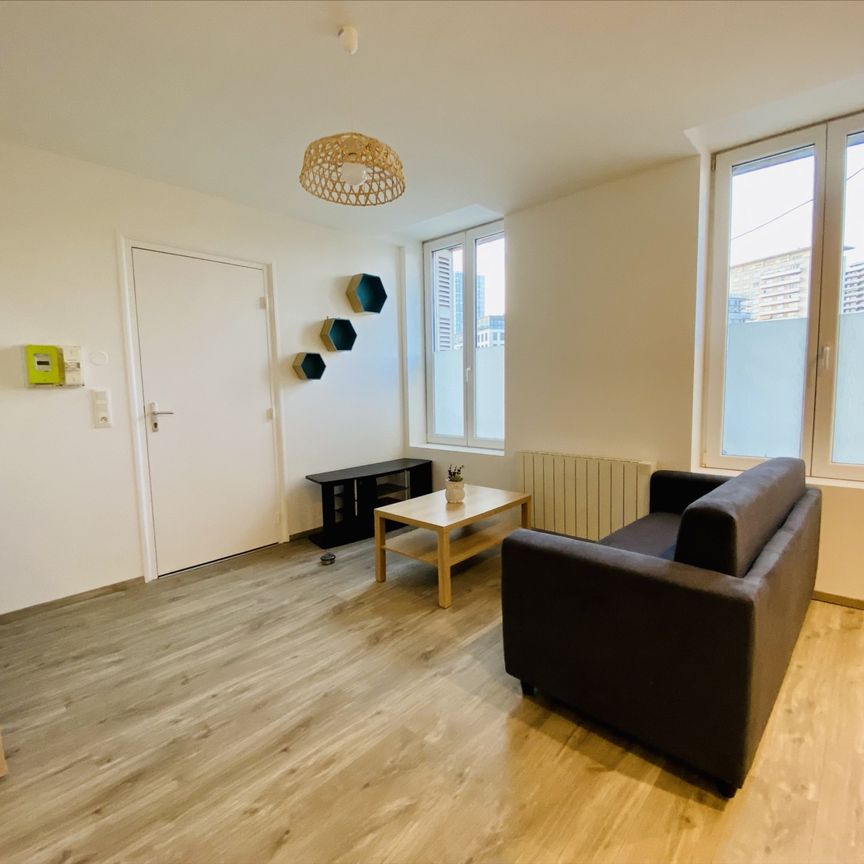 Location Appartement 2 pièces 45m² - Photo 1