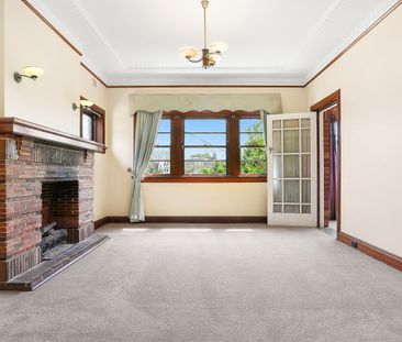12 Aubrey Road, Northbridge NSW 2063 - House For Rent | Domain - Photo 2