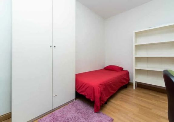 Calle de Embajadores, Madrid, Community of Madrid 28012 - Photo 1