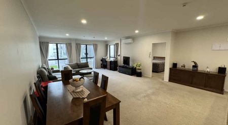 Flat Bush, 1 bedroom - Photo 2