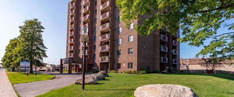 Campbell Place Apartments | 275 Albert St E, Sault Ste. Marie - Photo 1