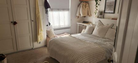 2 bedroom private hall to rent - Photo 4
