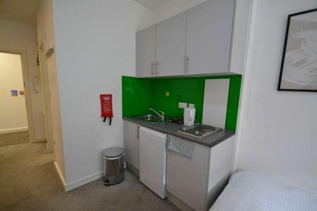 London Road, Kingston Upon Thames, KT2 - Photo 4