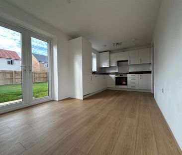 3 bedroom detached house to rent - Photo 5