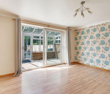 3 bedroom terraced house to rent - Photo 1