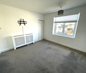 2 bedroom semi-detached house to rent - Photo 3