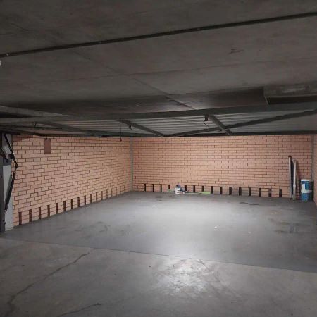 “1 Secure car space - lock up garage in a residential building” - Photo 3
