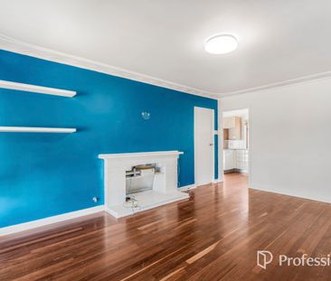 Spacious 3x1 Family Home in Prime Morley Location - Photo 6