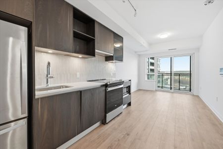 For Lease - 395 Dundas Street Unit# 603, Oakville, Ontario - Photo 4