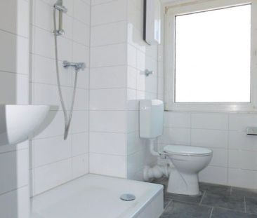 Ruhig gelegene 2-ZKDB incl. Einbauküche...bezugsfertig!!! - Foto 2